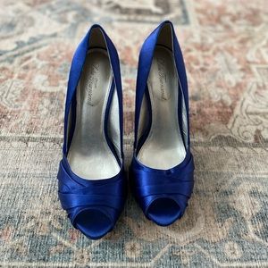 Lulu Townsend satin blue peep toe heels. Size 8.5